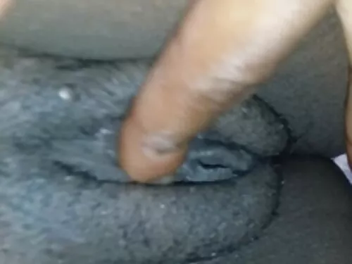 بين الأعراق الإباحية ...
