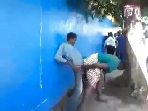 مشهد متعرج مع ميلا ر ...